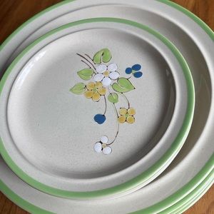 Vintage 70’s plates April Song pattern made by JL Stonecrest Company